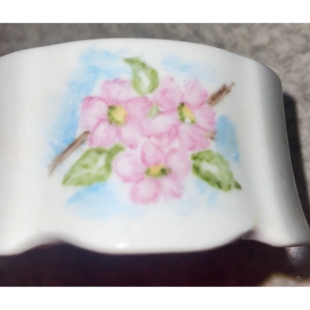 VTG painted China Trinket jewelry Dish Lid flowers Cottage-core Granny Scotland